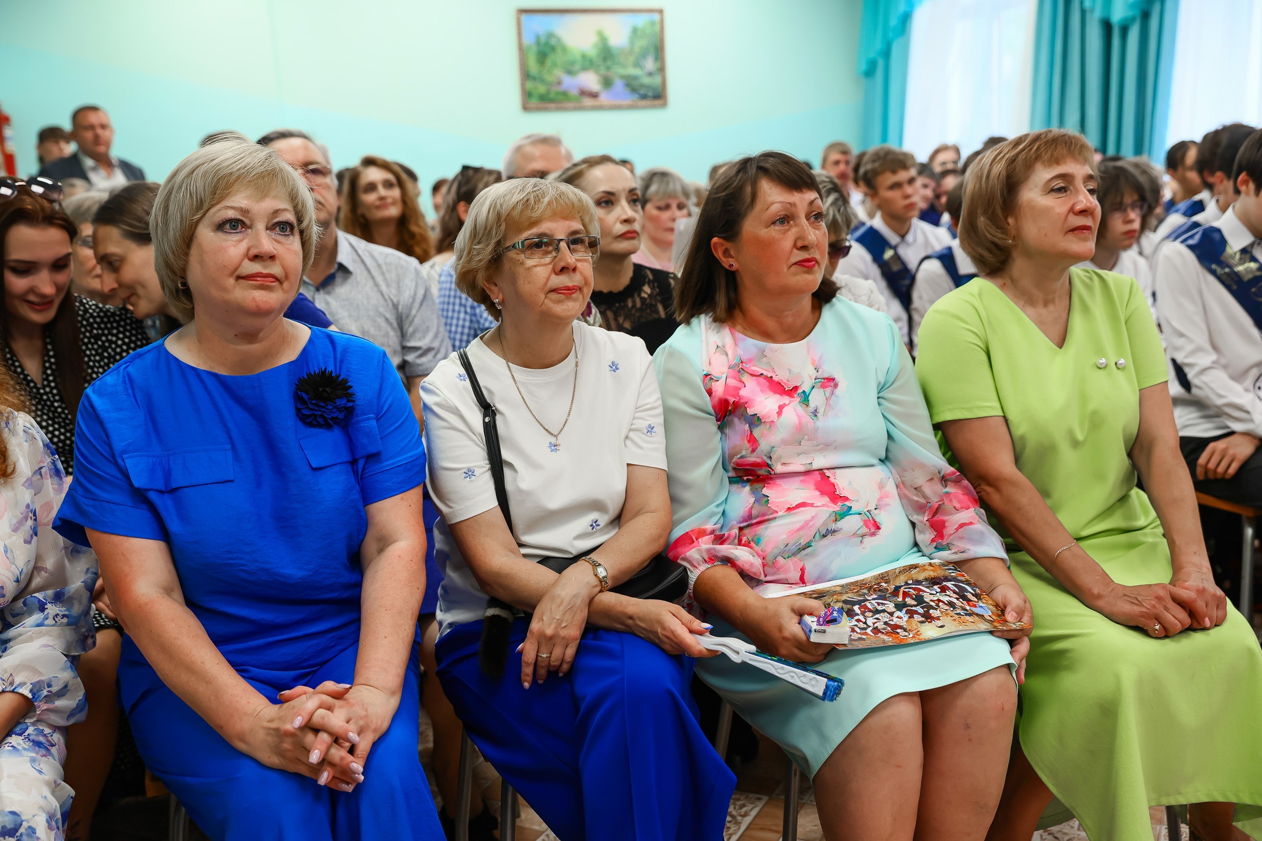 Выпускной 9 А, кадр 24